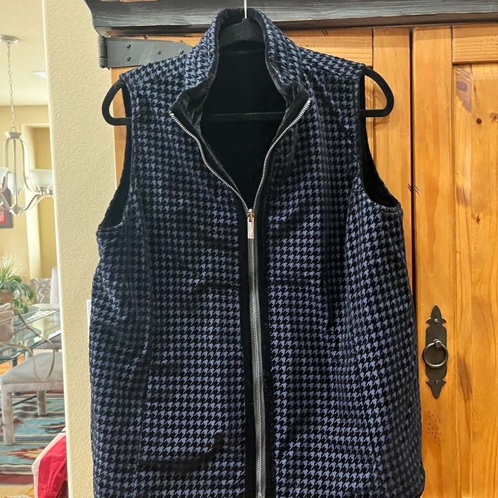 Chicos reversible vest
